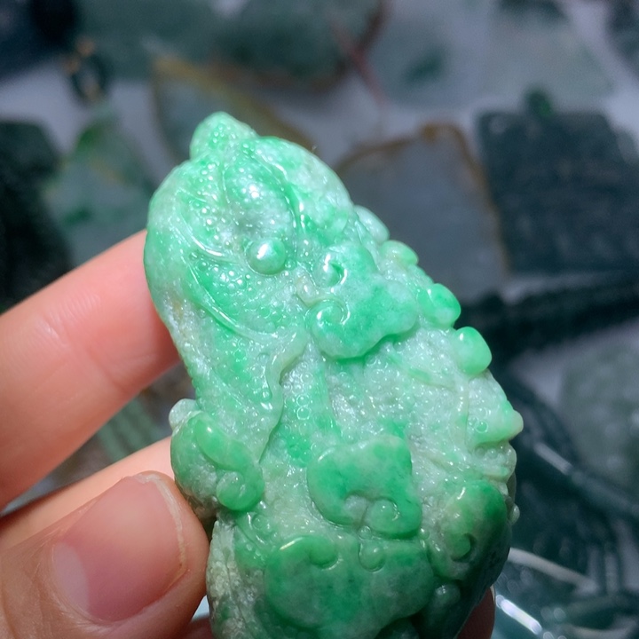 翡翠颈饰未镶嵌保真天然A货翡翠