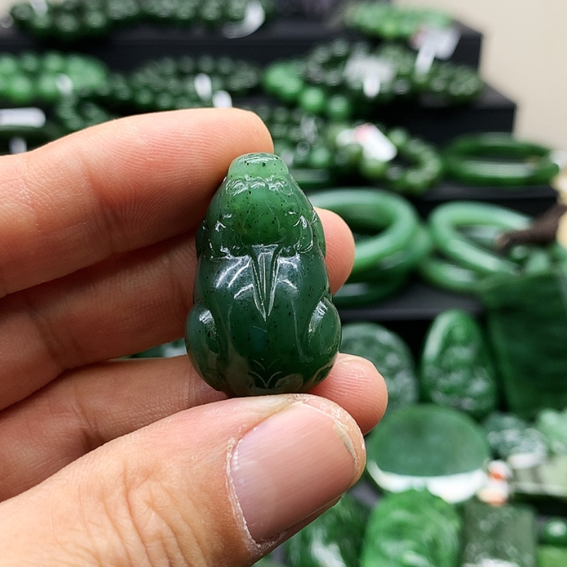 【闪购商品】和田玉（碧玉）颈饰未镶嵌