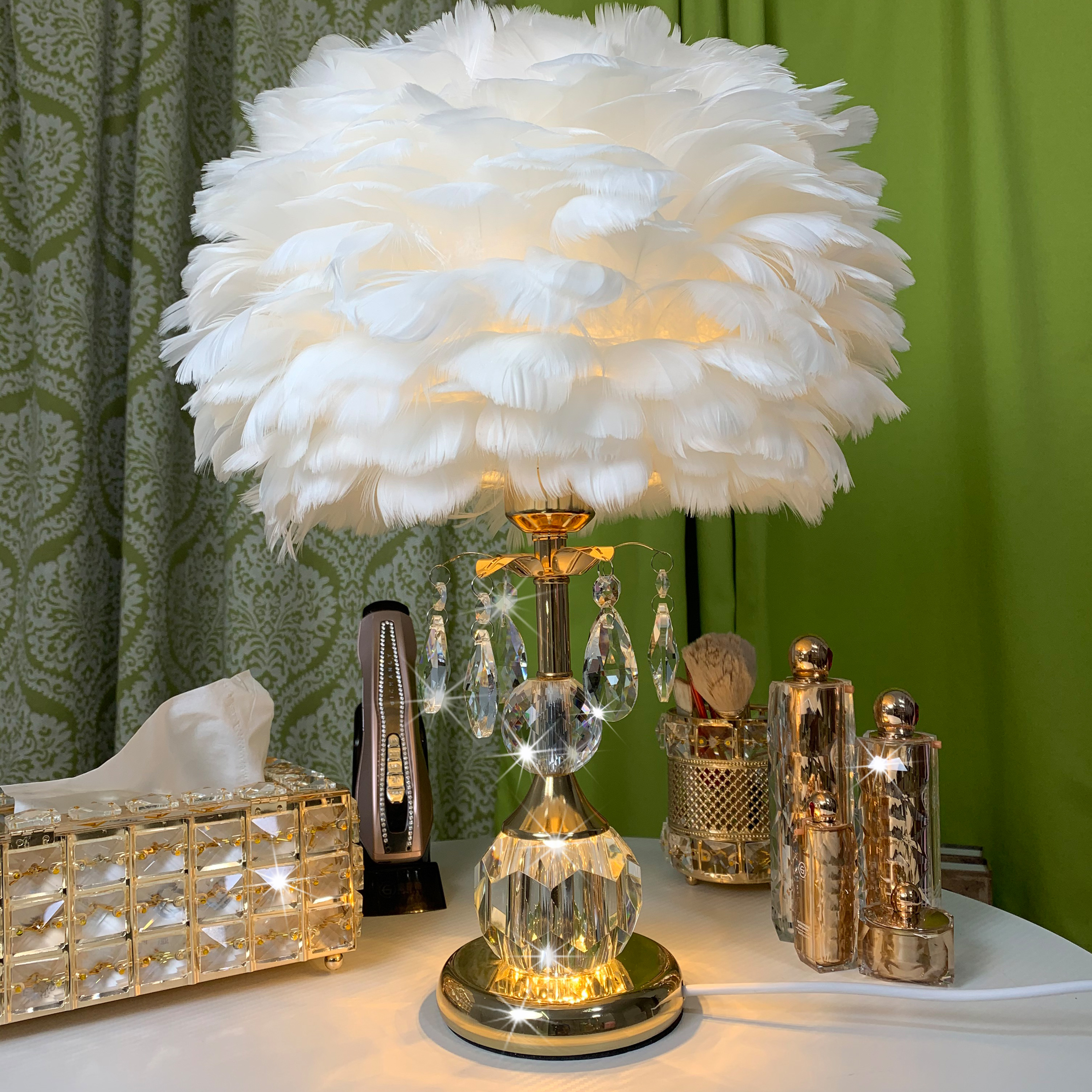 北欧羽毛水晶台灯卧室床头柜灯客厅化妆台氛围灯高端奢华礼物台灯