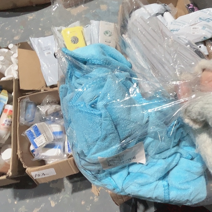 吸水抹布一包。    