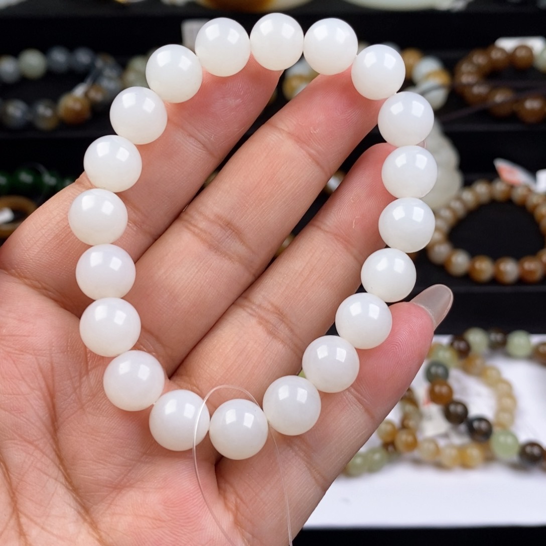 和田玉手串未镶嵌