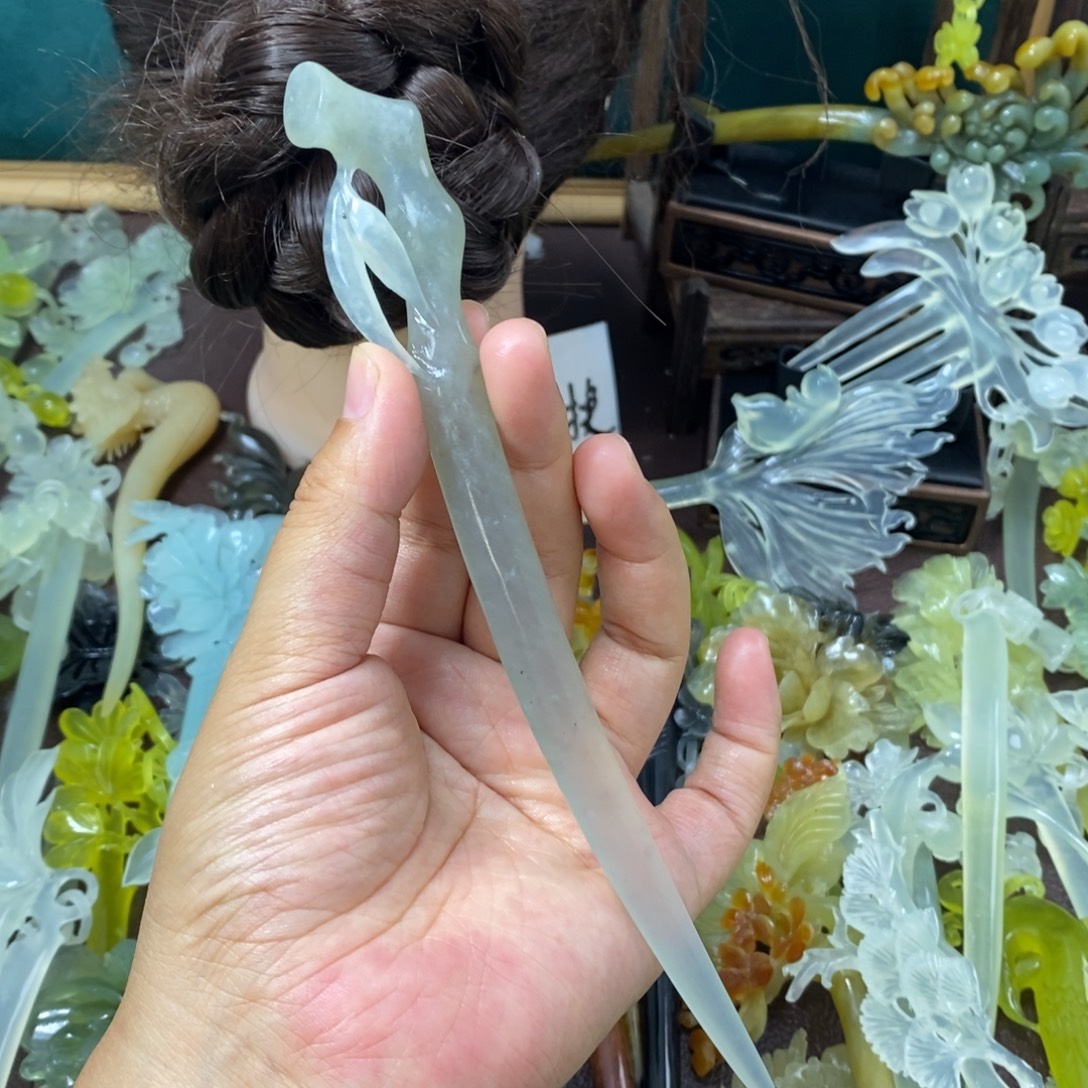 蛇纹石玉未镶嵌发饰