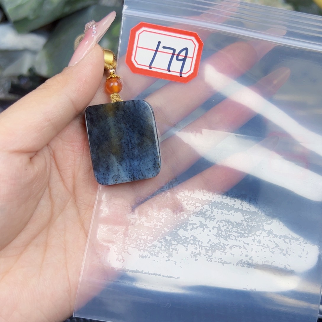 和田玉和田玉挂件未镶嵌