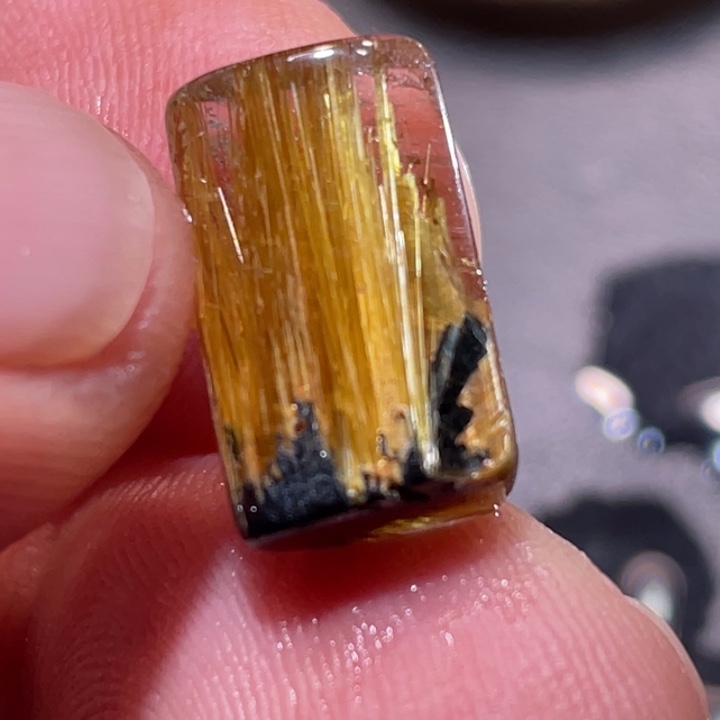 M***.发晶未镶嵌颈饰钛