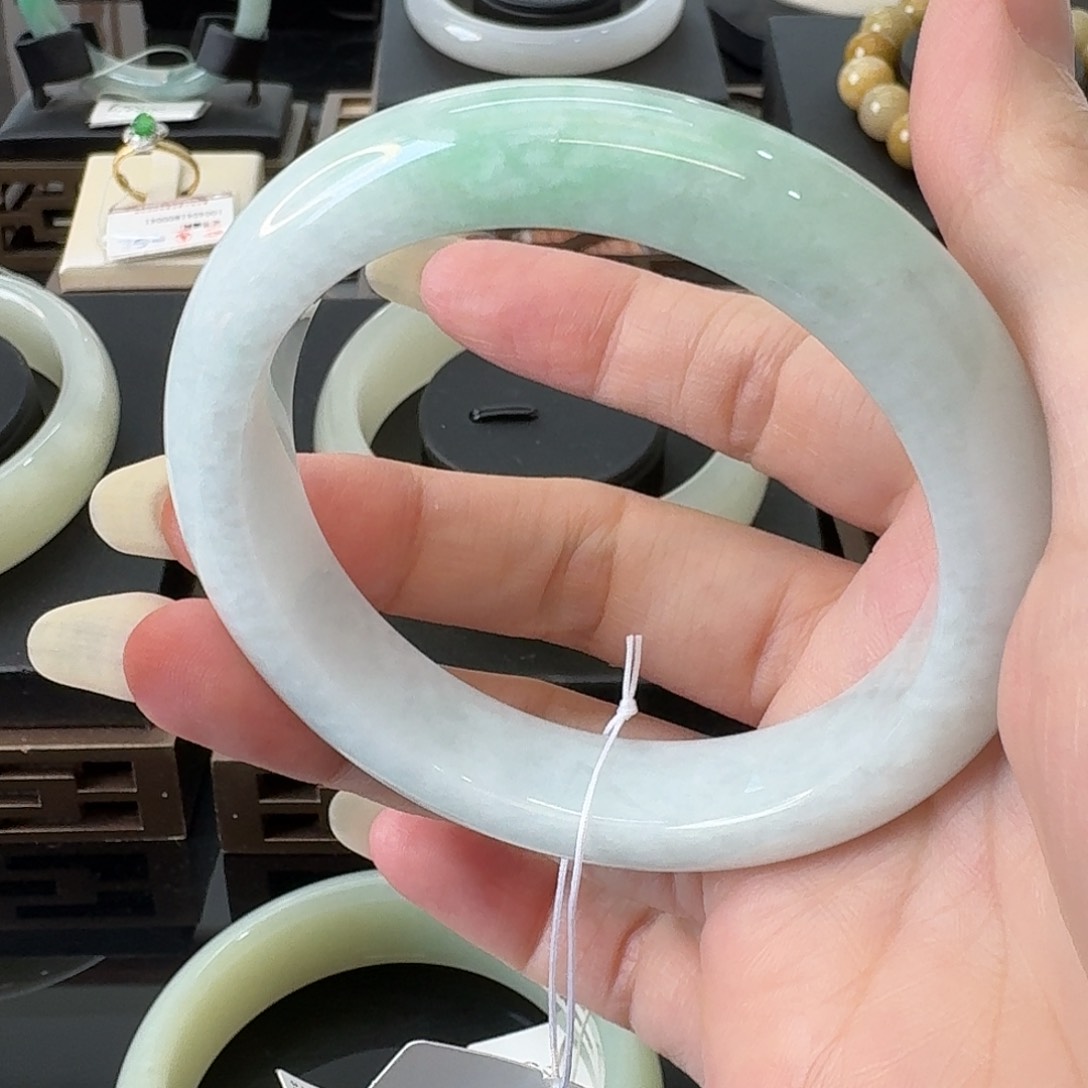 翡翠手镯未镶嵌天然翡翠饰品带证书