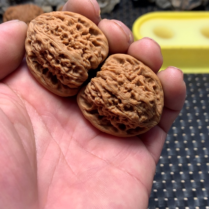 文玩核桃把件3号南将石全品