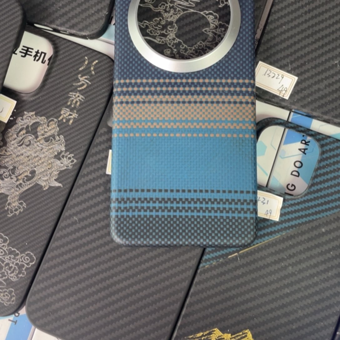 Mate70pro月升带磁吸1111