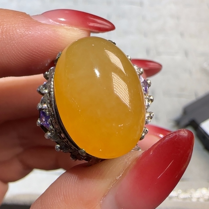 定制翡翠未镶嵌翡翠