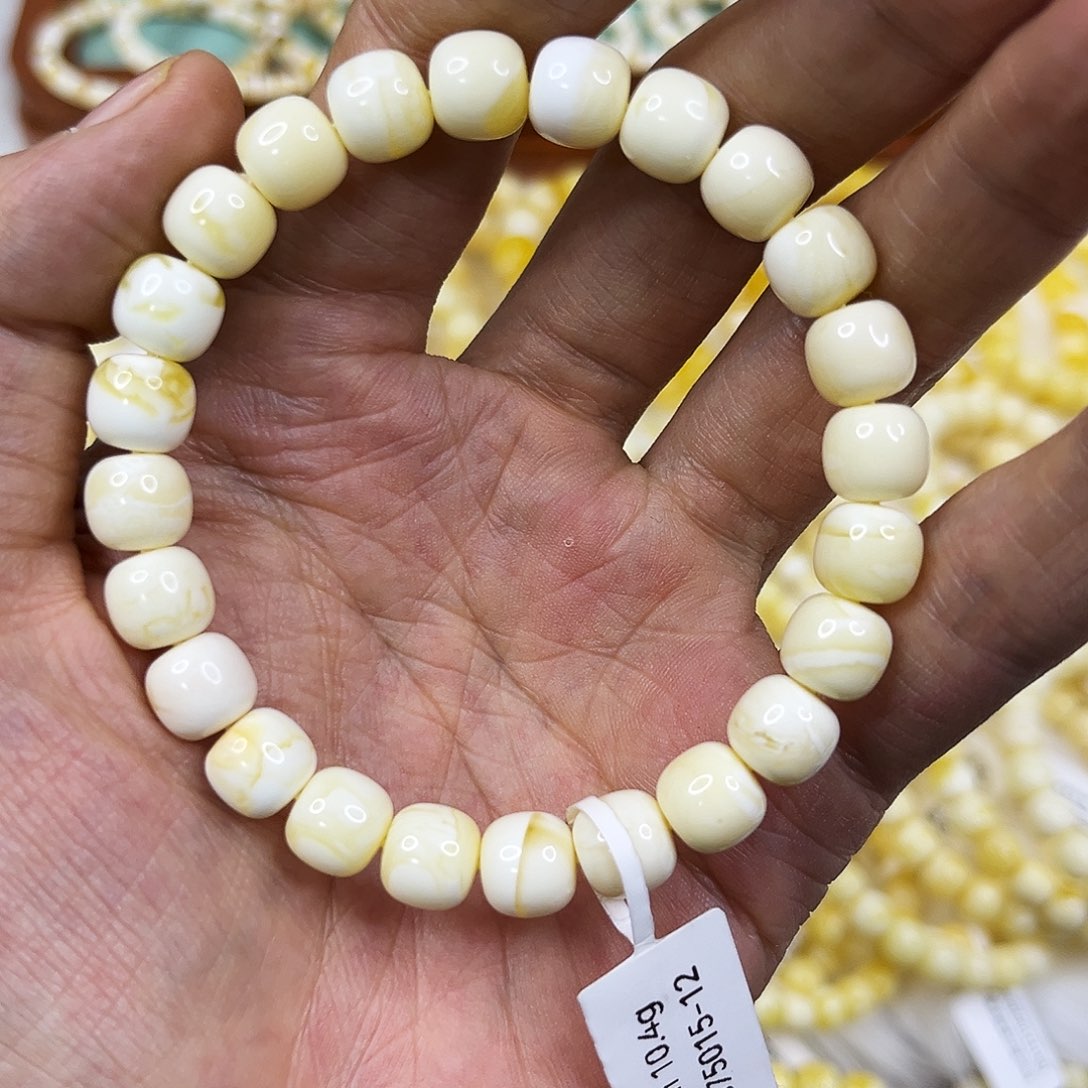 蜜蜡未镶嵌手链毕业级同料9.0mm高瓷白手串