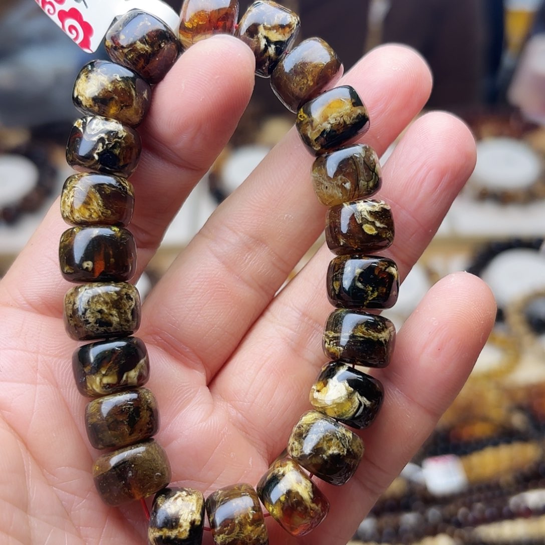 琥珀未镶嵌裸石十二91547