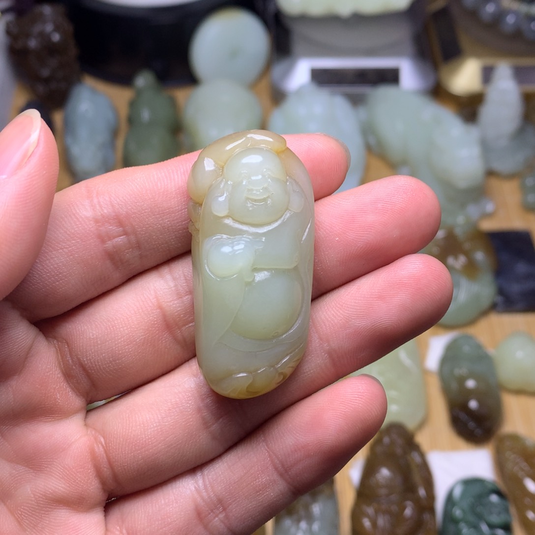 和田玉挂件未镶嵌