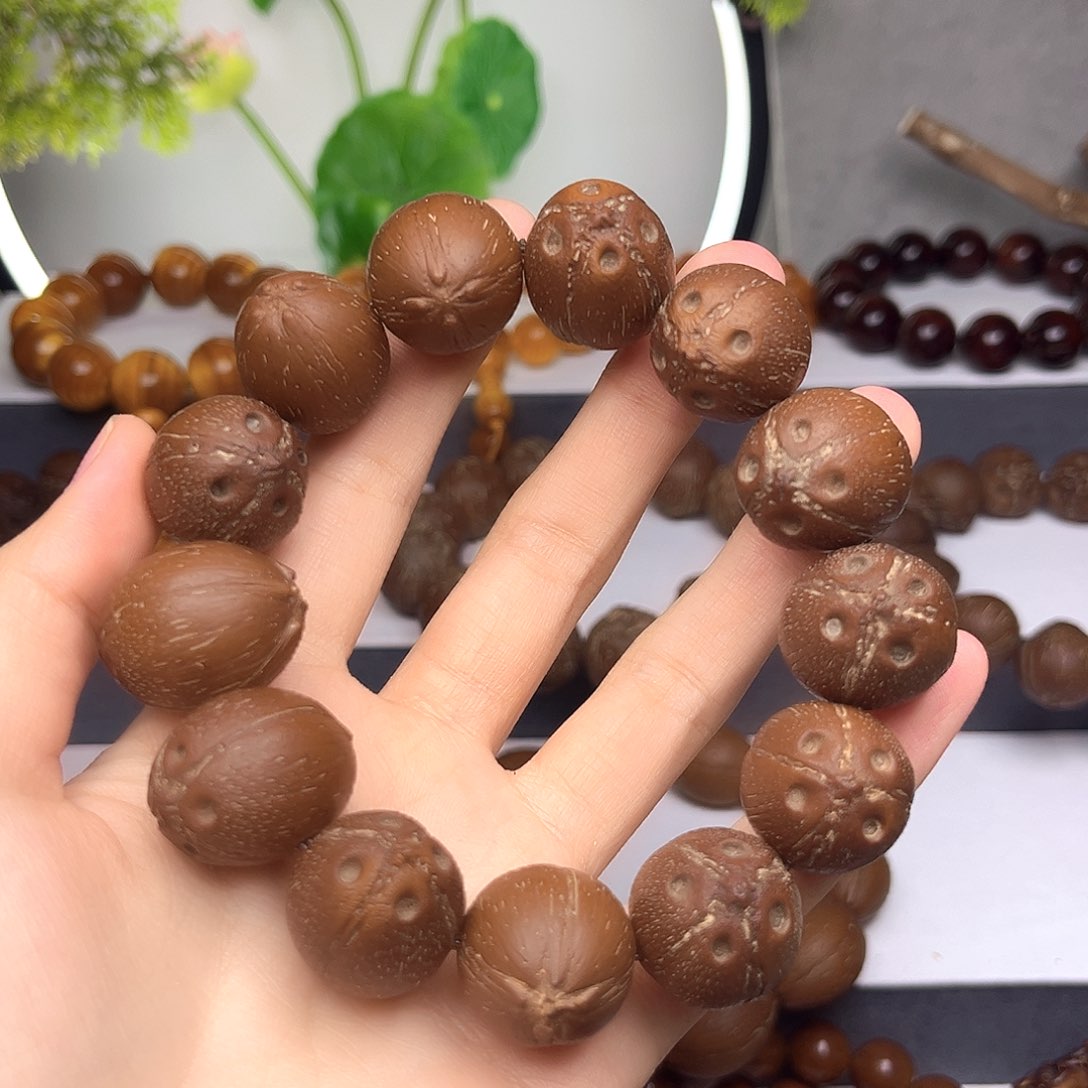 紫金鼠手串安****司原皮四眼