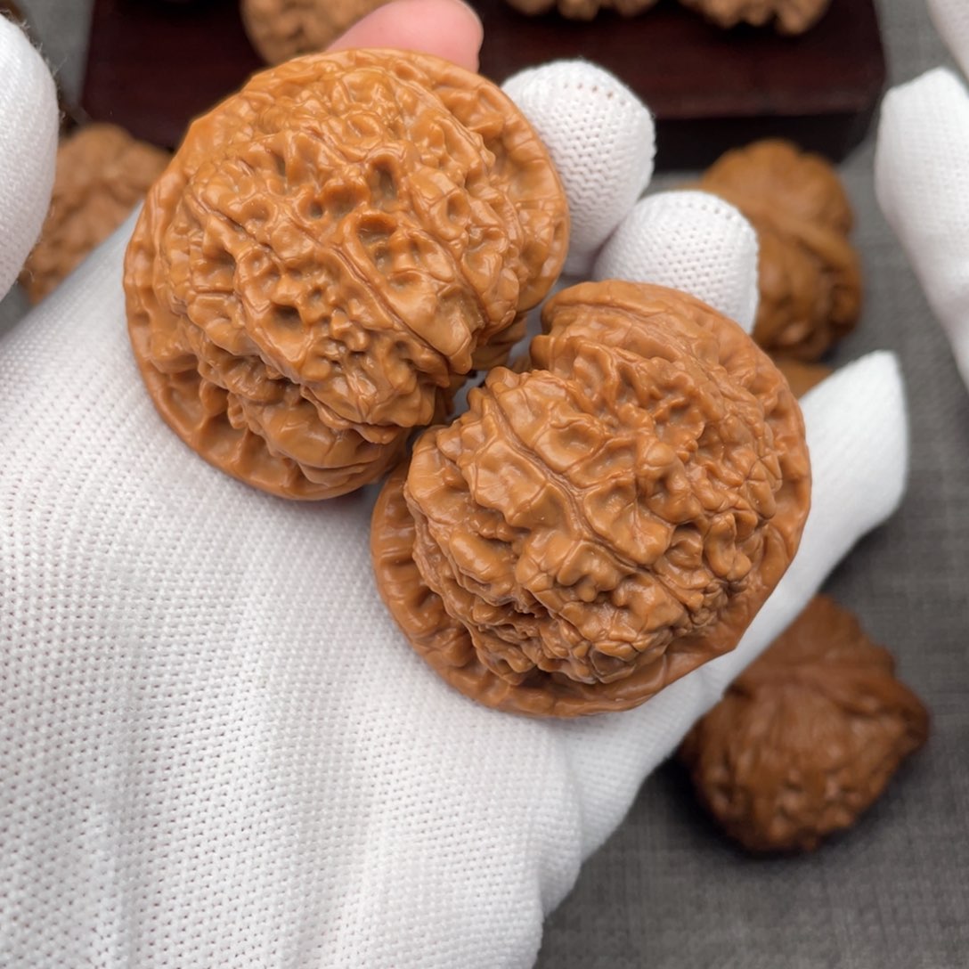 文玩核桃把件46麒麟纹官帽