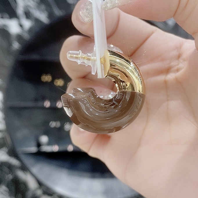 铜合金耳饰 高端气质款美拉德咖啡色甜甜c圈