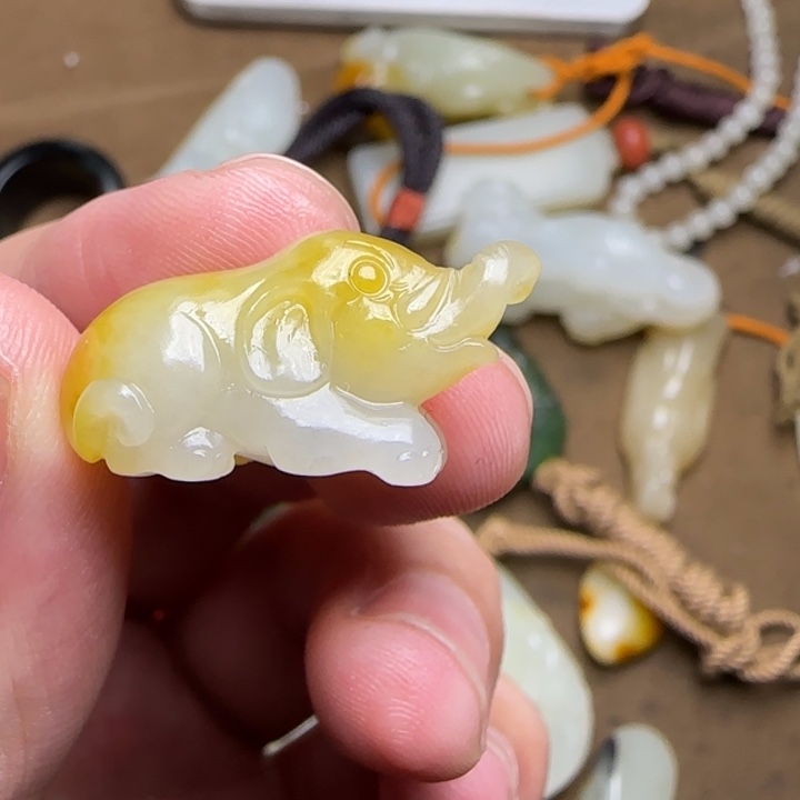 老***牛和田玉未镶嵌挂件
