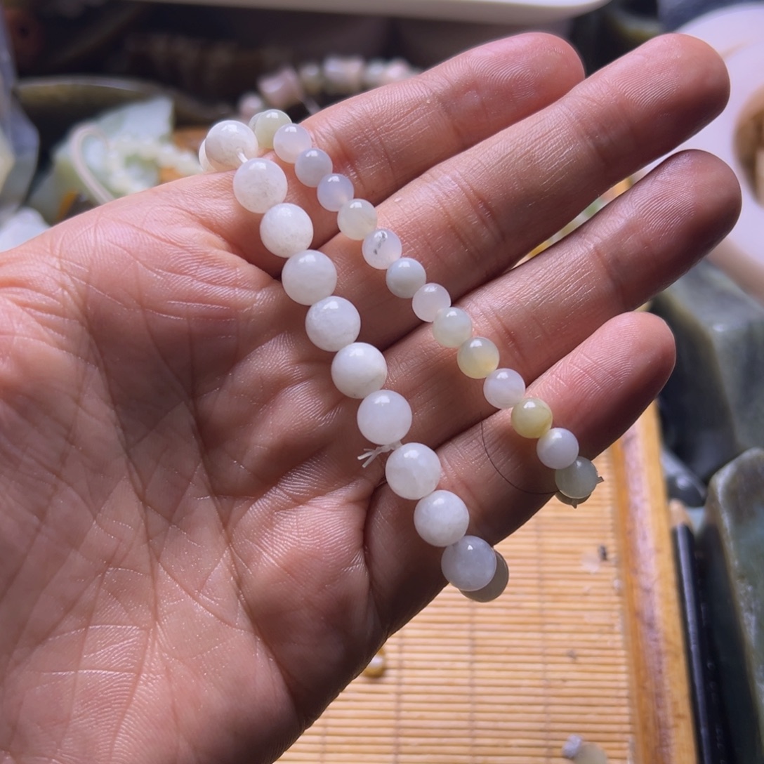 和田玉（糖玉）未镶嵌挂件
