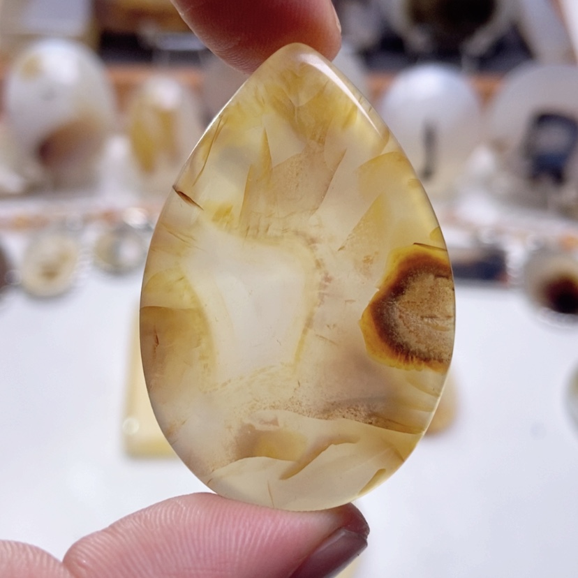 【闪购商品】玛瑙/玉髓颈饰未镶嵌