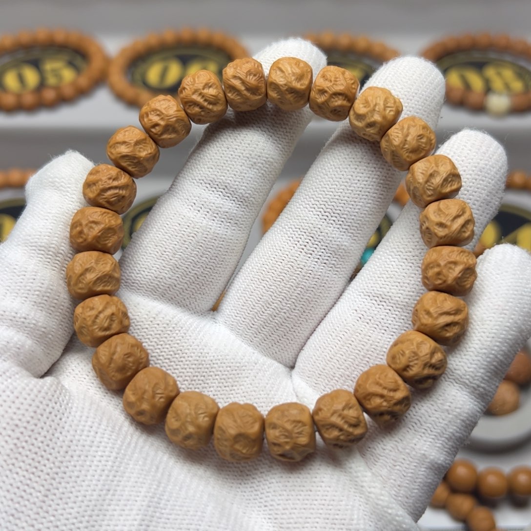 猴头核桃手串一*。关山10.8