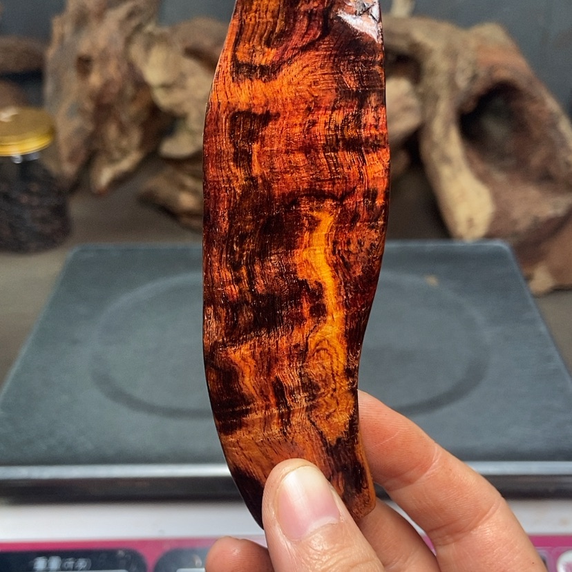 【闪购商品】黄花梨/降香黄檀把**化