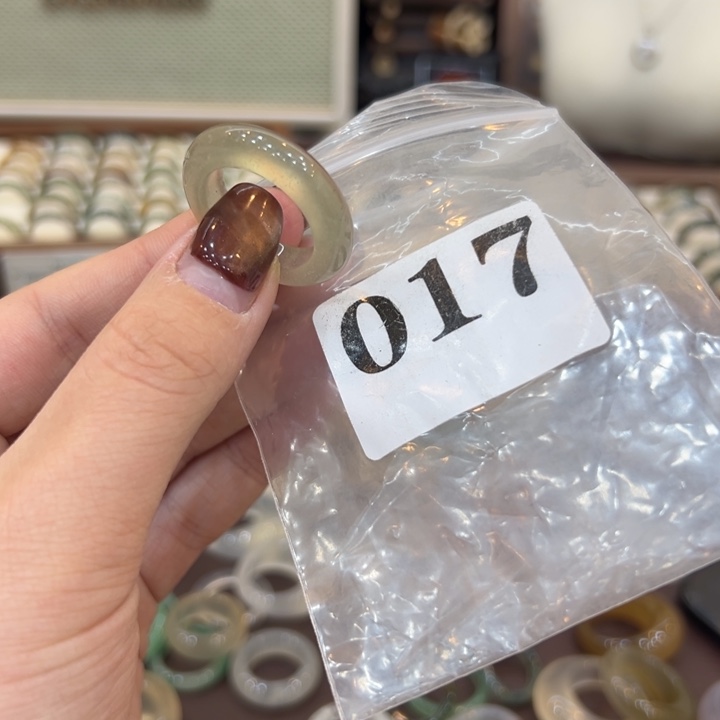 玛瑙/玉髓合金戒指17港19