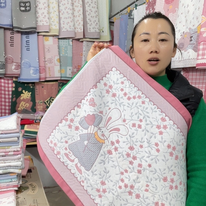 棉特价粉色花园兔