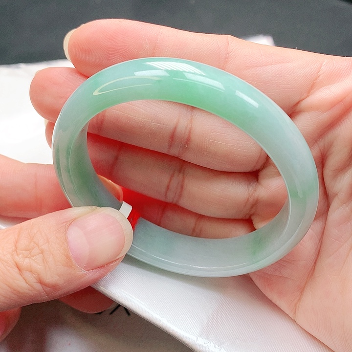 翡翠手镯未镶嵌贵妃55