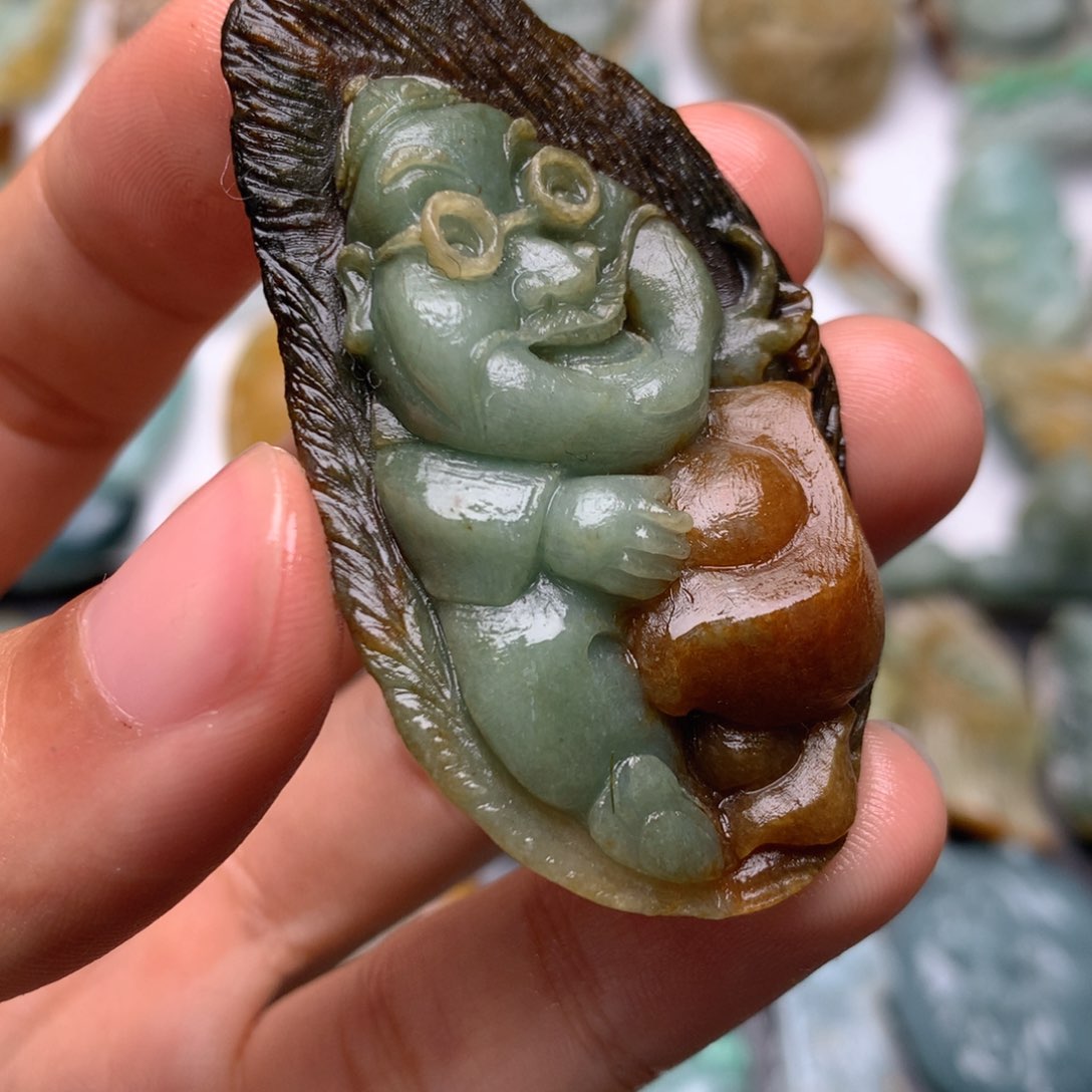 定制翡翠未镶嵌翡翠