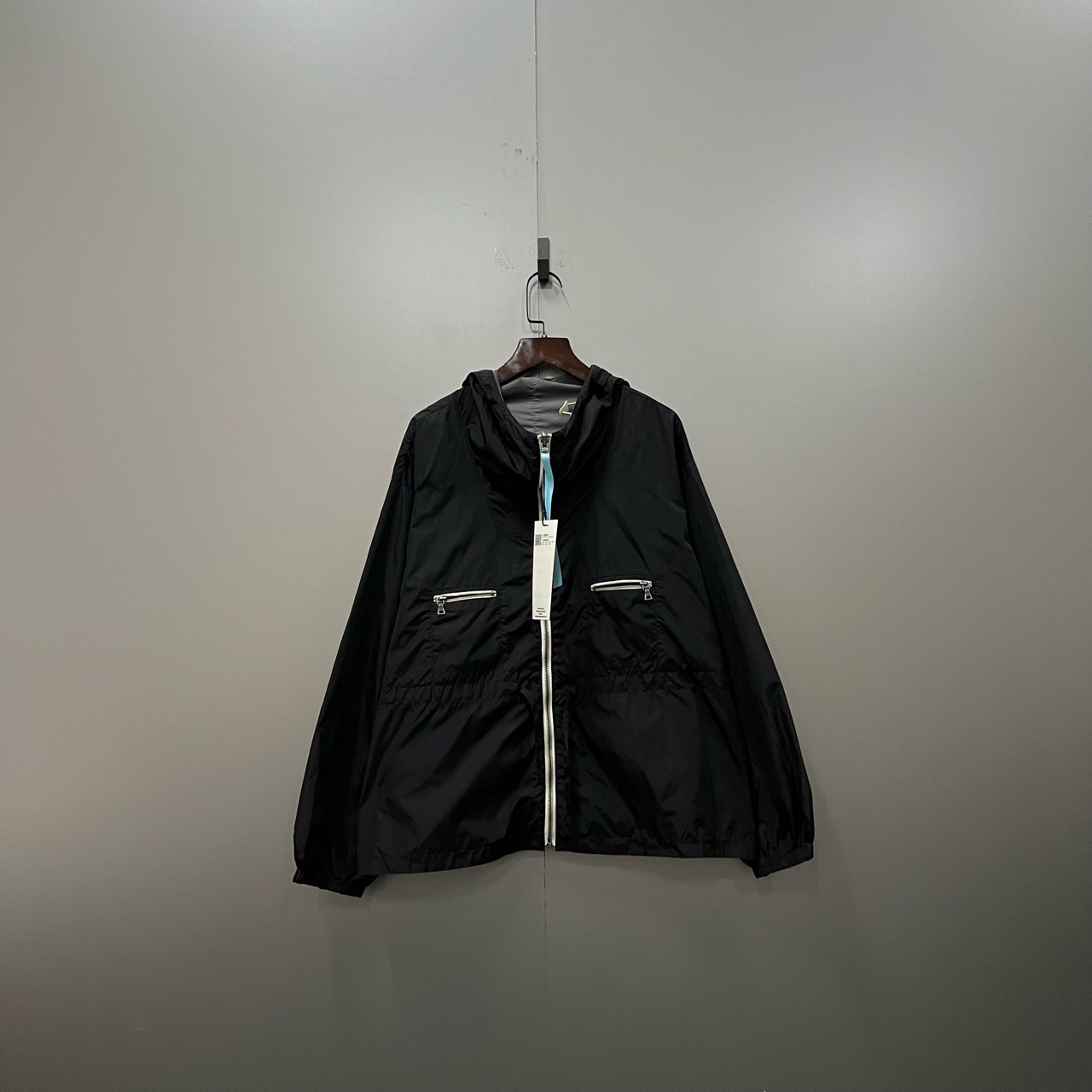 （jp）112 PRADA 普拉达 黑色双面穿着冲锋衣 40码/95新/13500