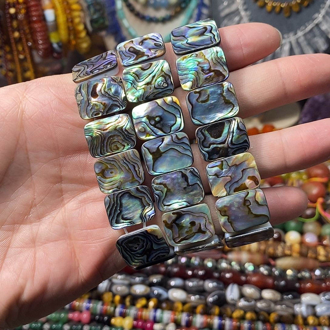 石英质玉未镶嵌，天然鲍鱼贝手牌19mm，一圈，