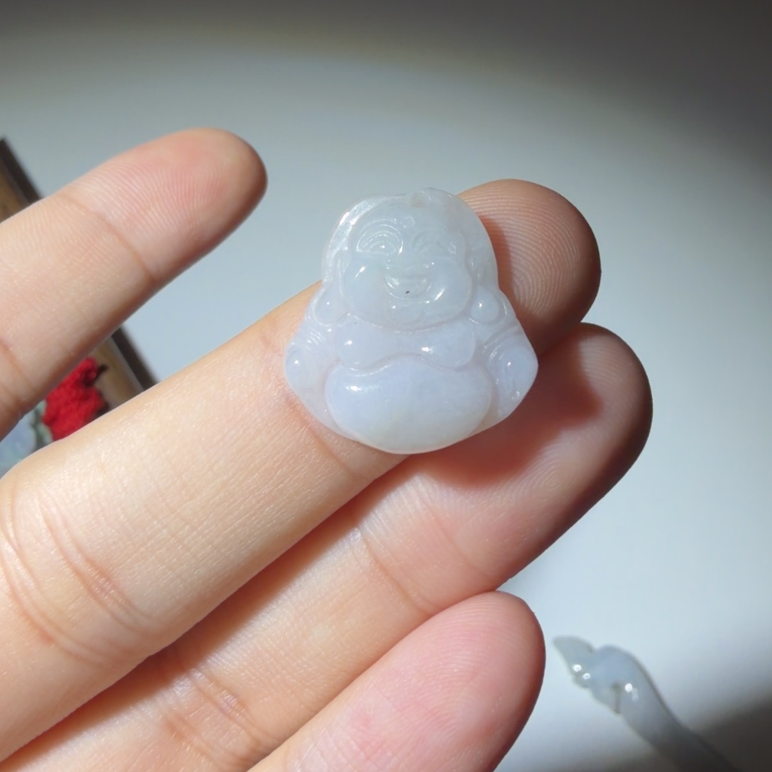 颈饰未镶嵌翡翠好