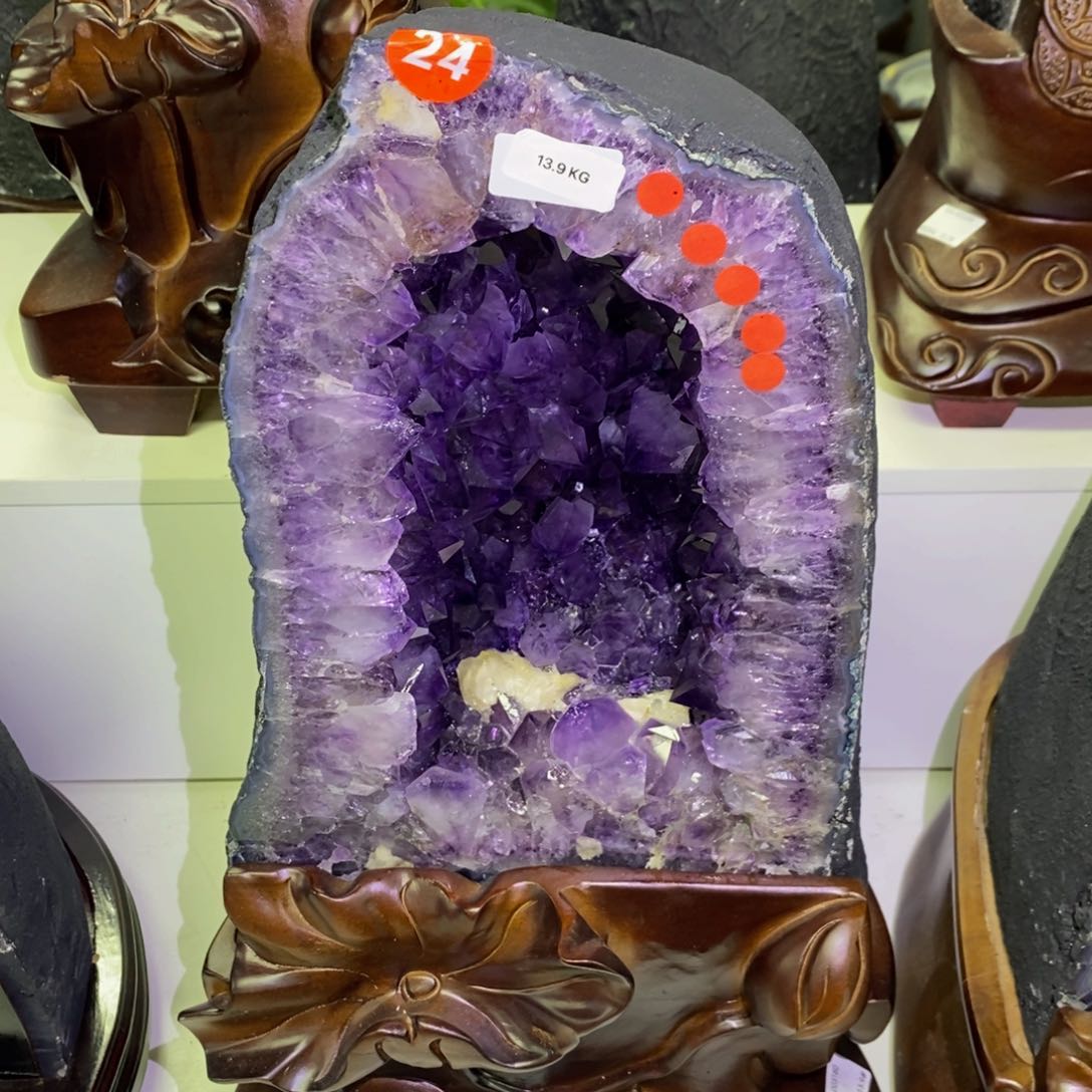 未镶嵌大型摆件（非配饰）紫晶