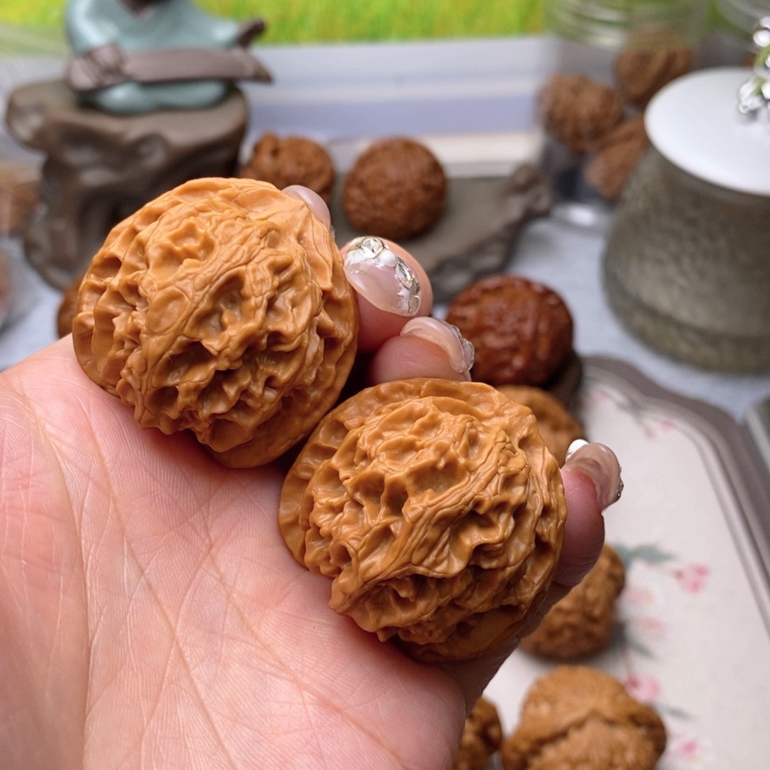 【闪购商品】文玩核桃把件苹果