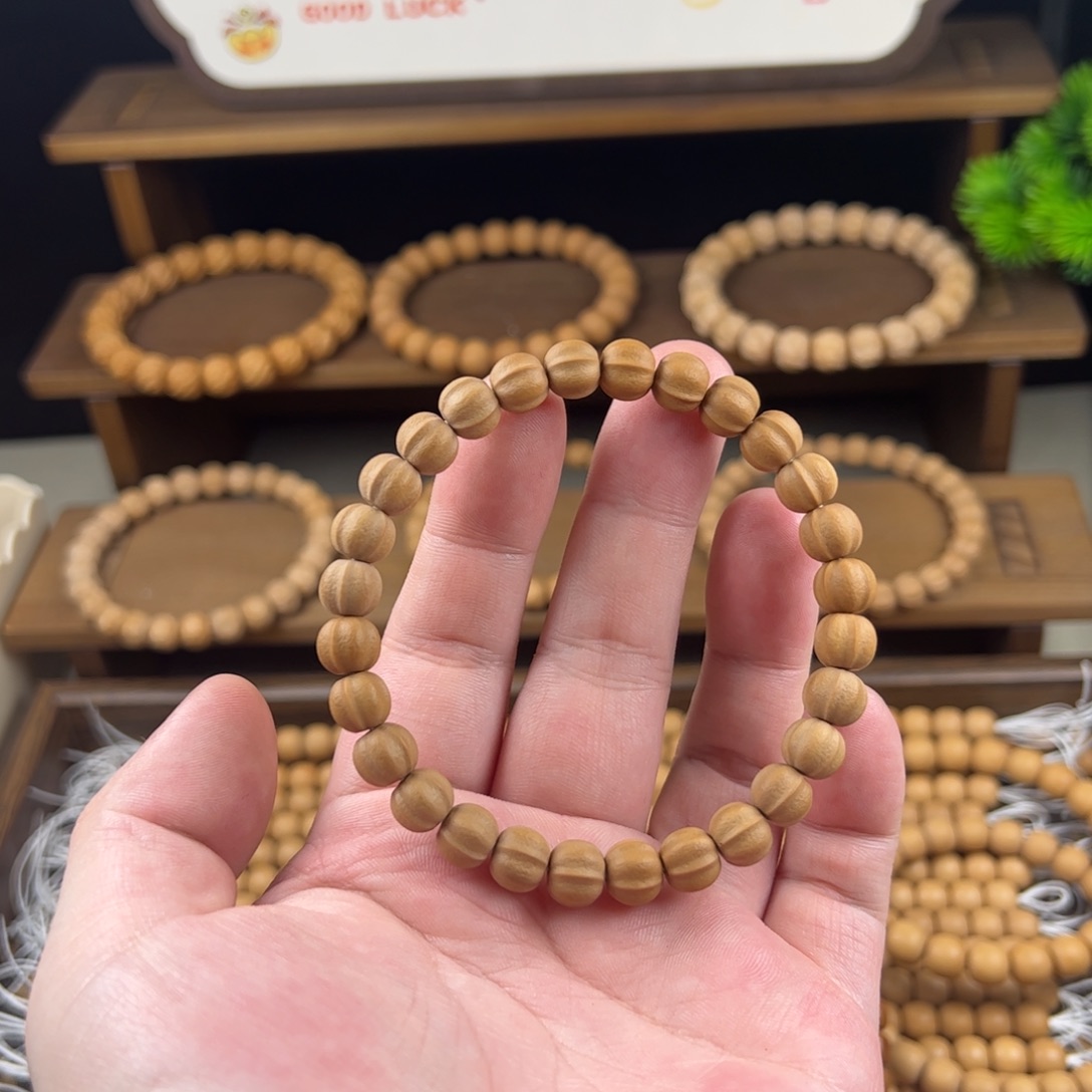 吧***崽猴头核桃吊坠全品鲨鱼