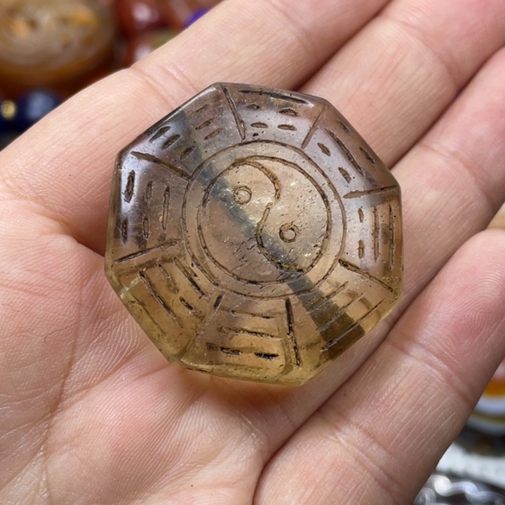 玛瑙/玉髓颈饰未镶嵌水晶