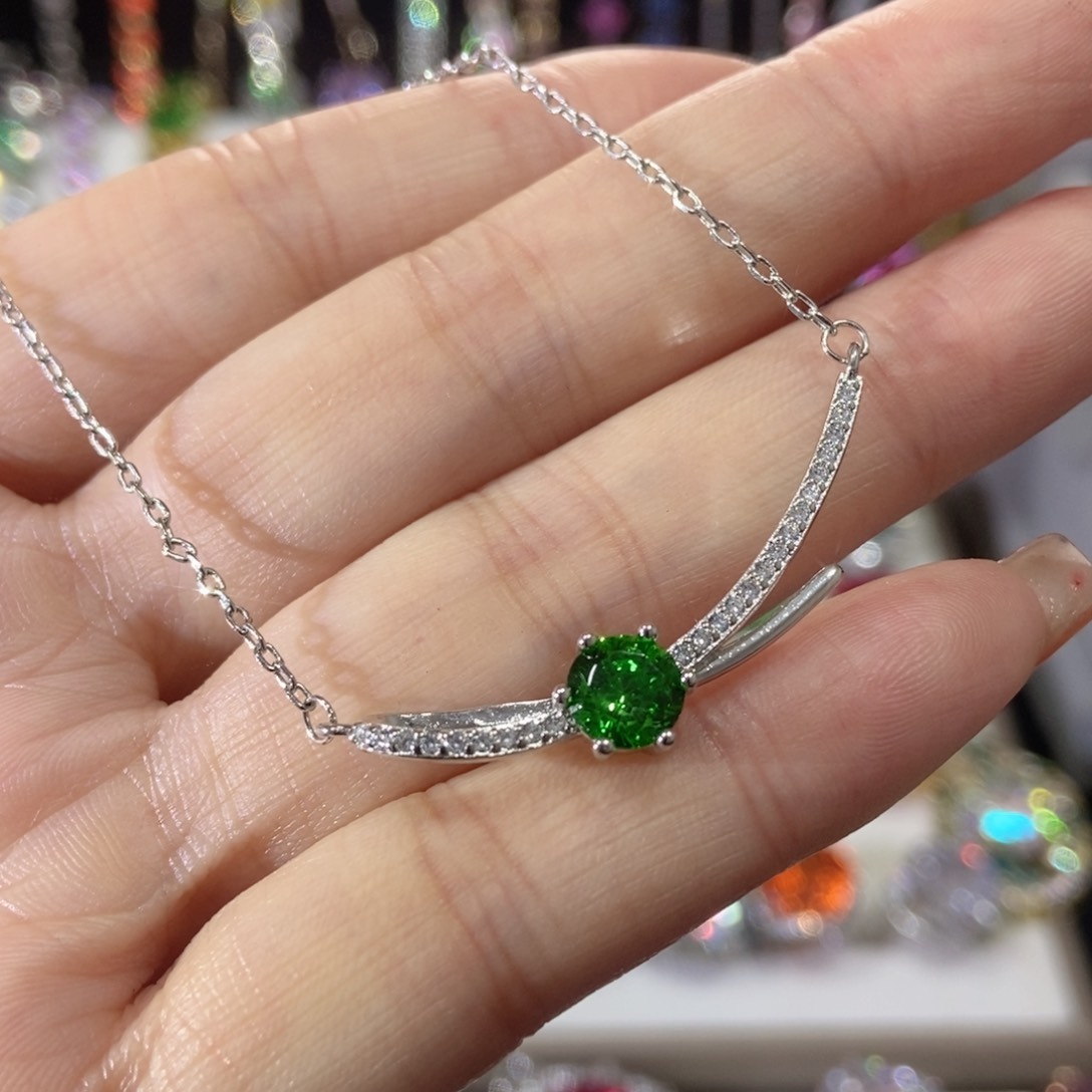 66锆石（处理）项链