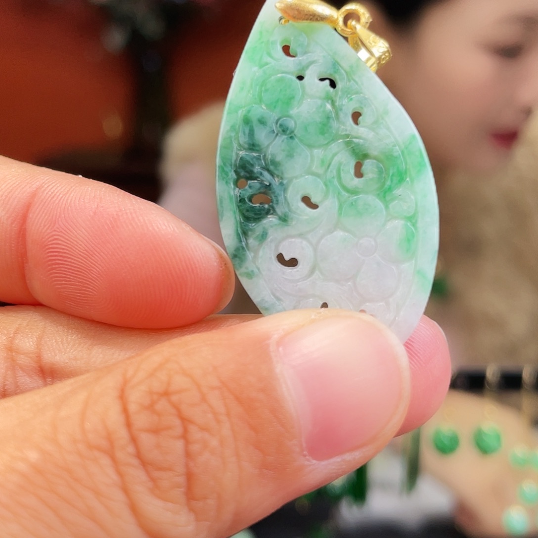 翡翠未镶嵌耳饰饰品