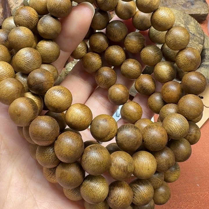 大叶紫檀（黑酸枝木类）