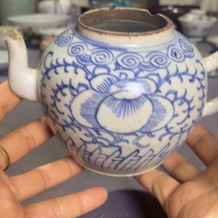 景德镇陶瓷花卉小壶