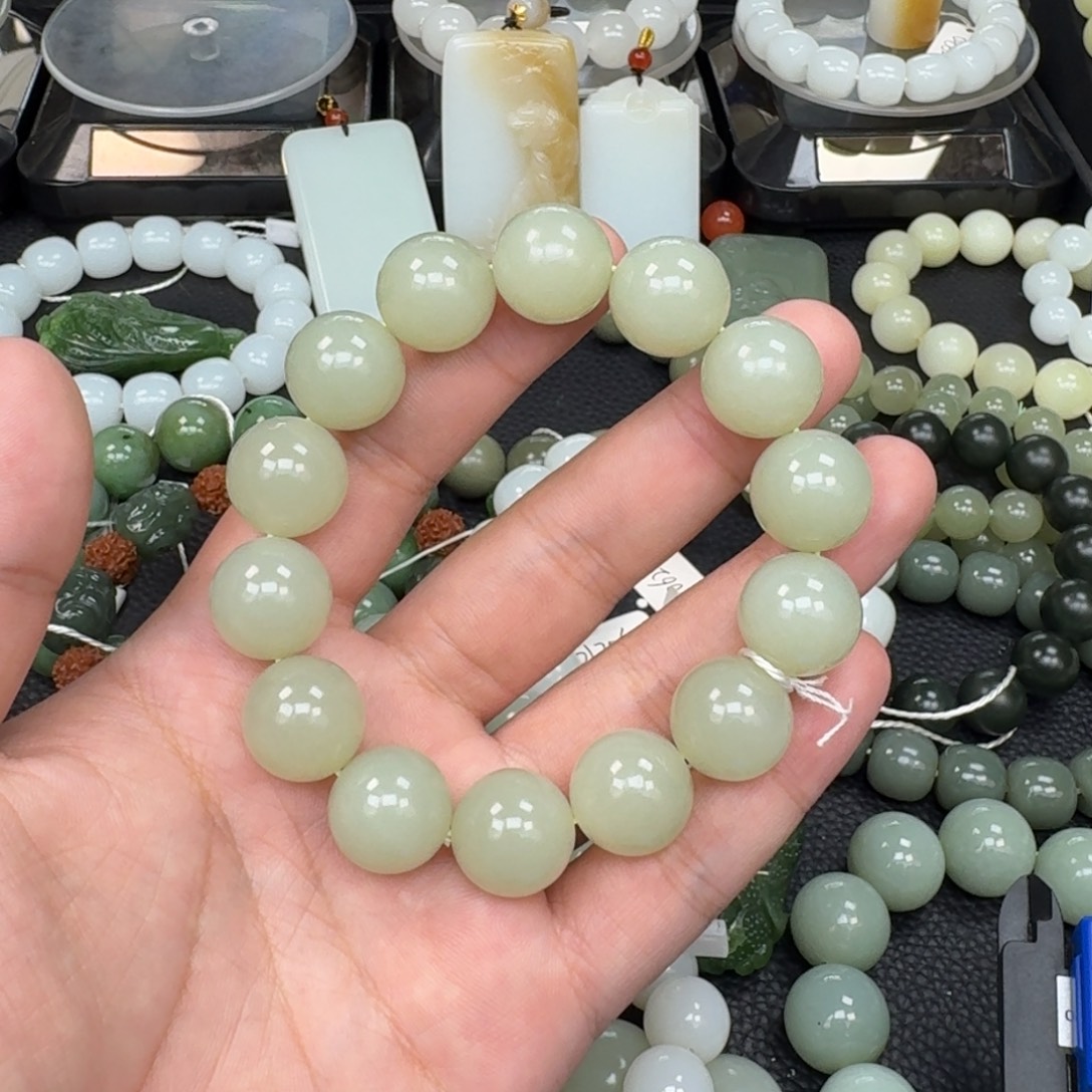 岁***忧手链未镶嵌和田玉