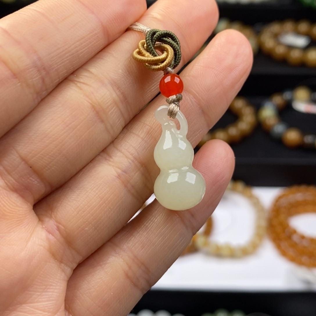 和田玉手串未镶嵌