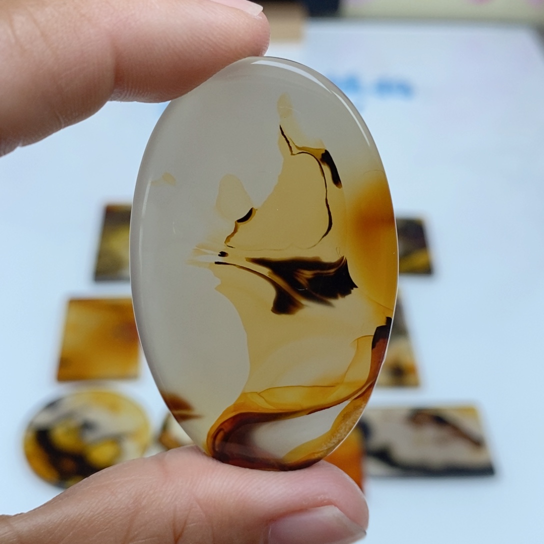 晴***。玛瑙/玉髓未镶嵌珠宝半成品