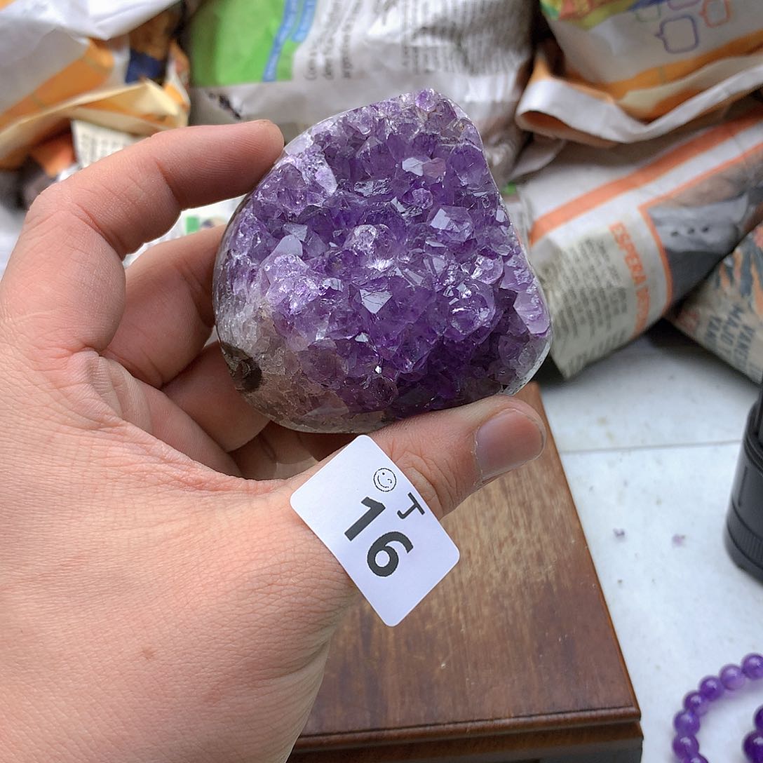 紫晶大型摆件（非配饰）未镶嵌