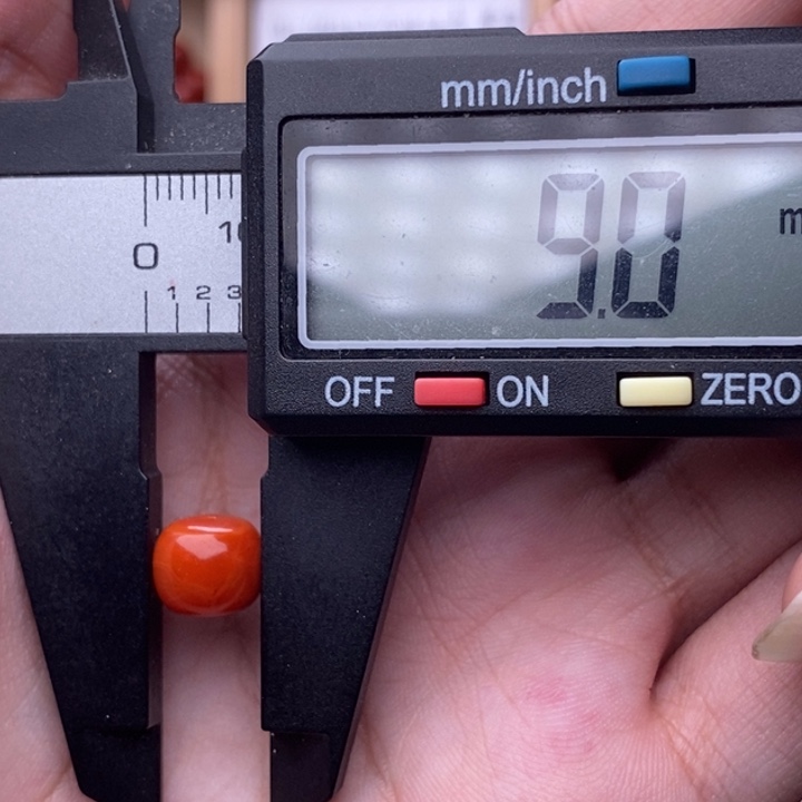 南红玛瑙配饰未镶嵌微微瑕不明显