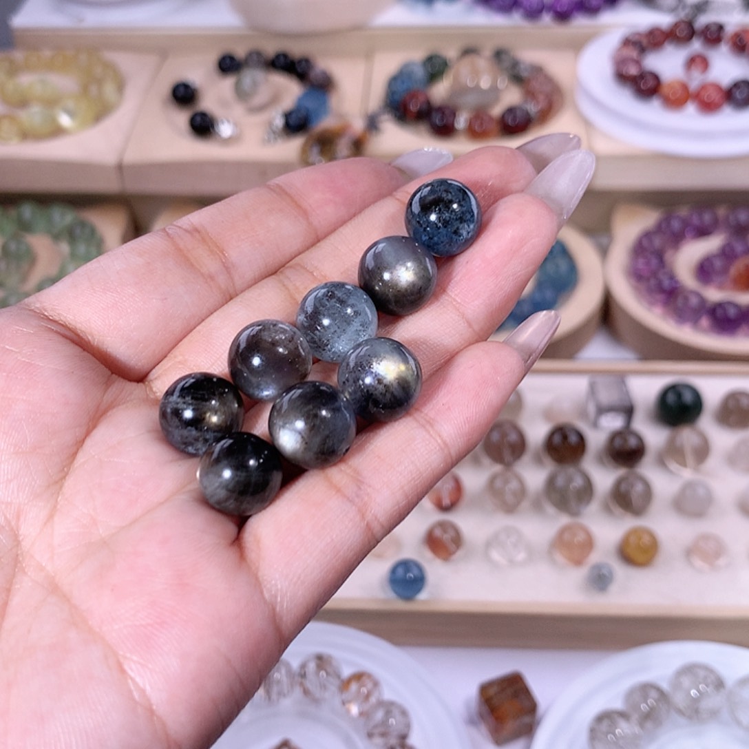 水晶珠宝半成品未镶嵌无**了