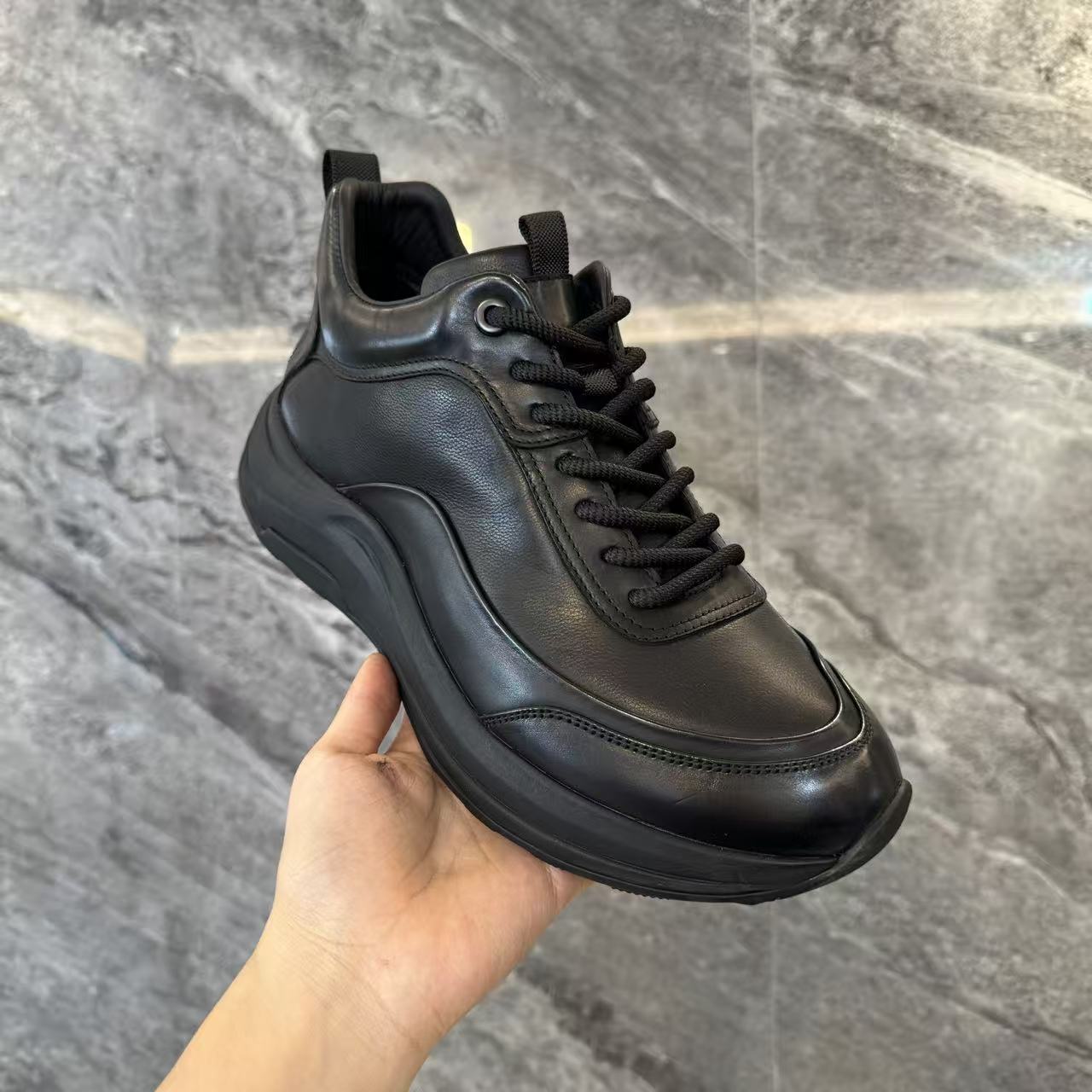 【加绒大棉|现货】冬季广州男士时尚胎牛皮柔软百搭休闲鞋2959