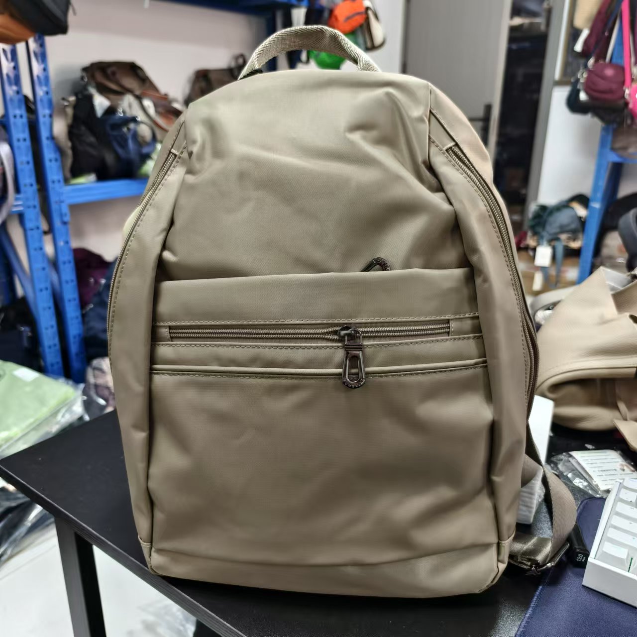 新款时尚双肩包1317-3