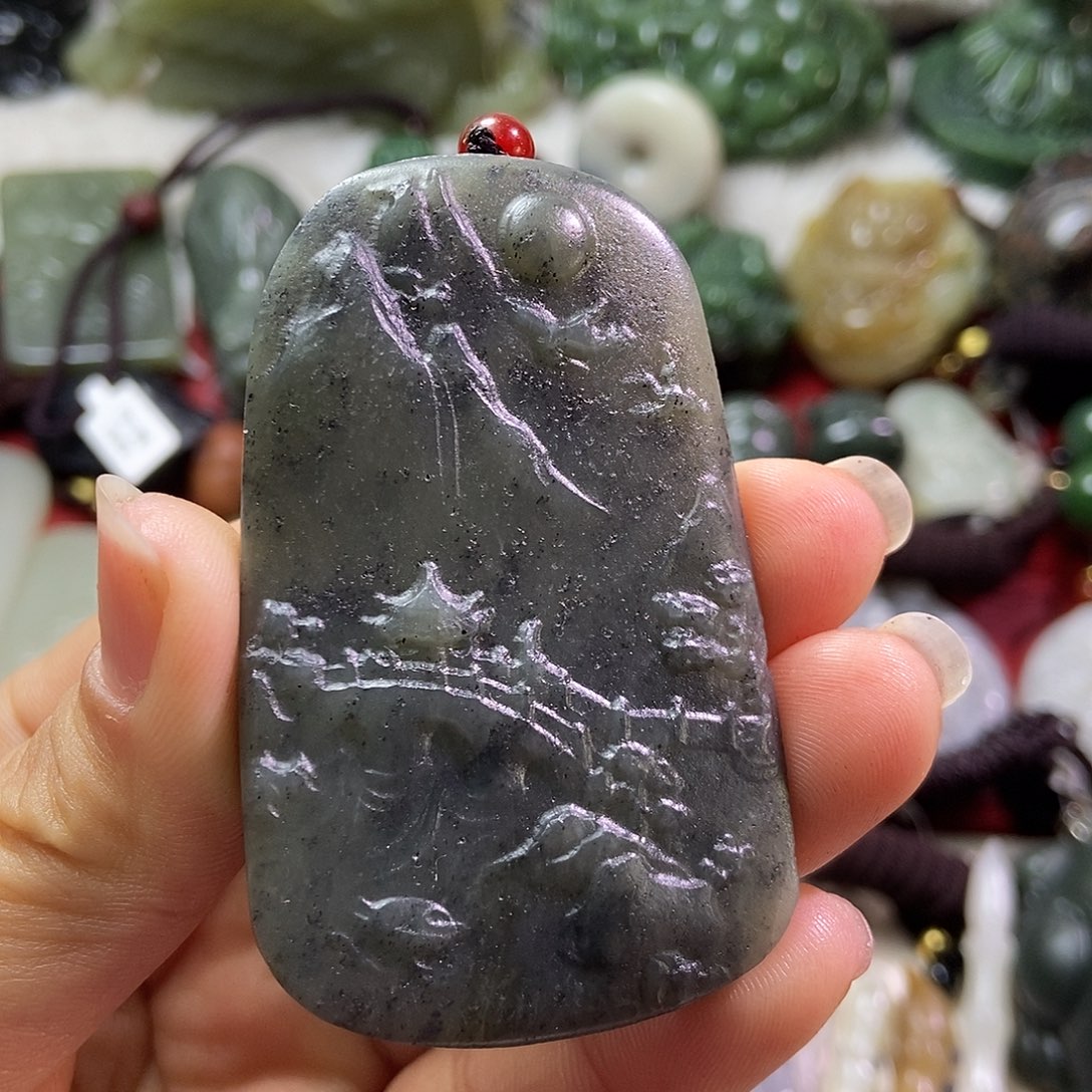 和田玉（糖玉）颈饰未镶嵌