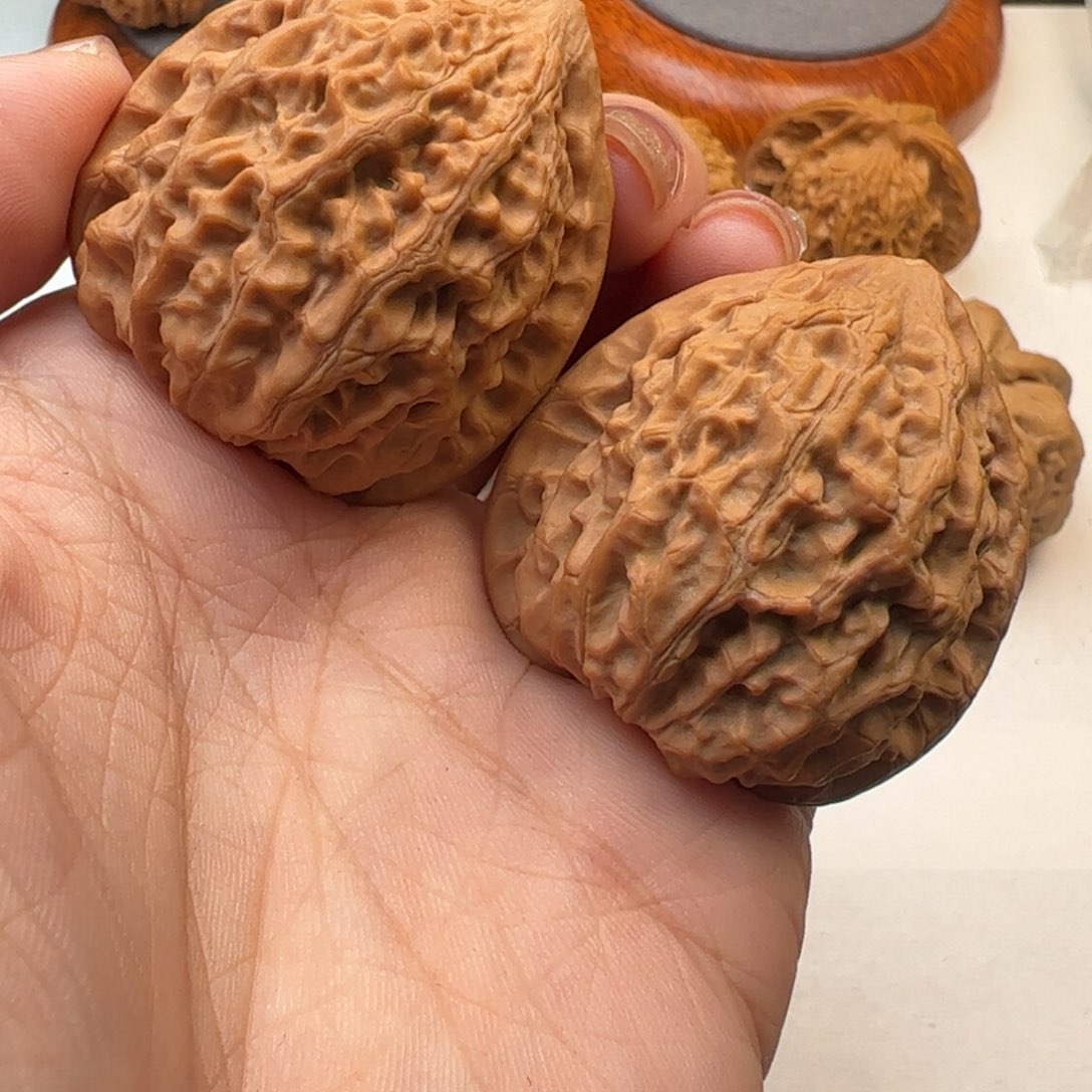 文玩核桃吊坠金牛39