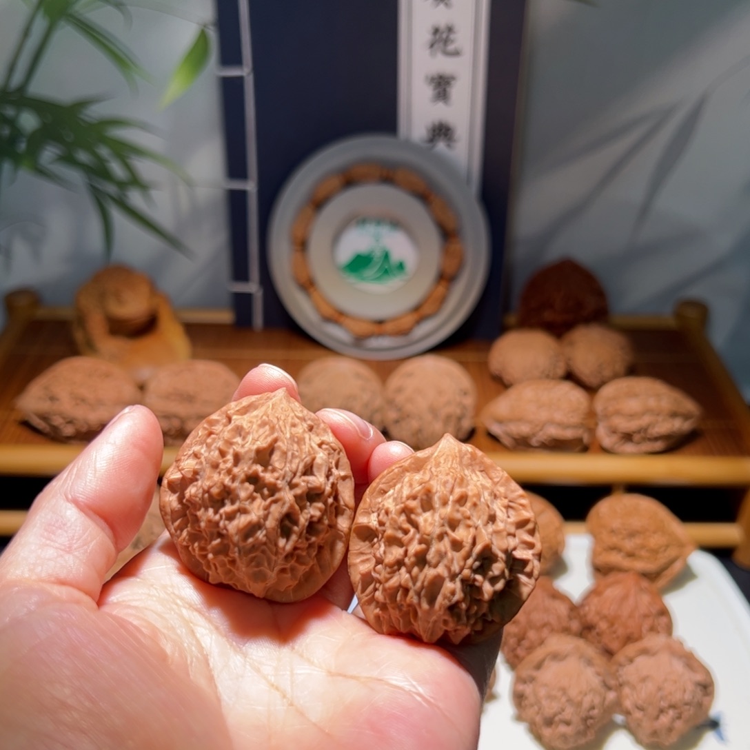 把件文玩核桃翠星石