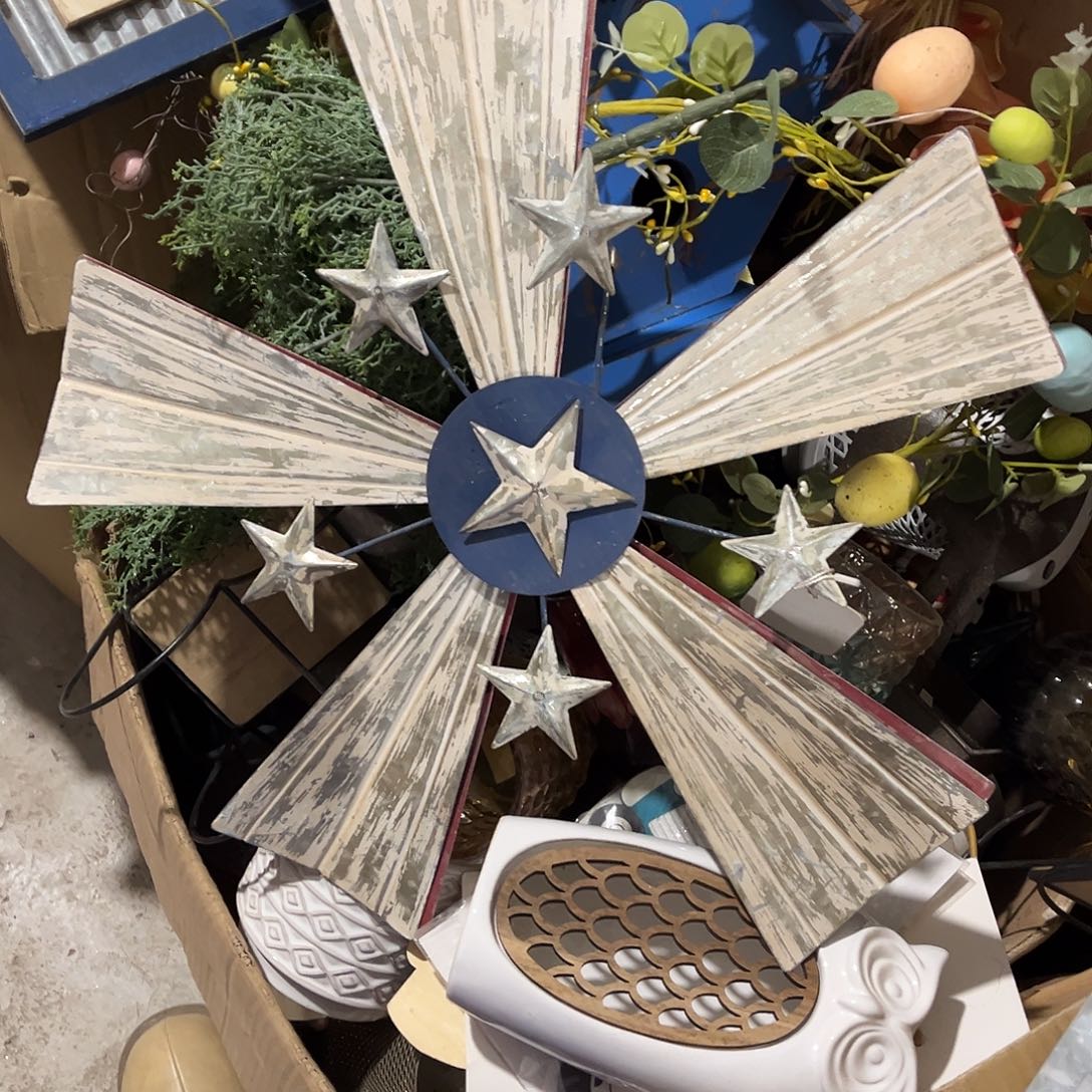 吾***灰铁48/48瑕疵挂画挂画